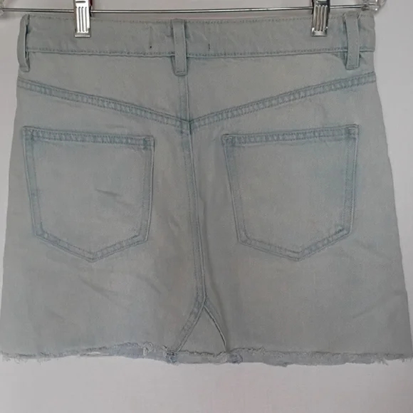 Free People We The Free Light Blue Denim Women's Mini Skirt Size 26 - Picture 2 of 8
